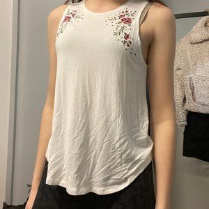 ✰ American Eagle Tank top ✰ (WHITE//FLORAL SOFT)